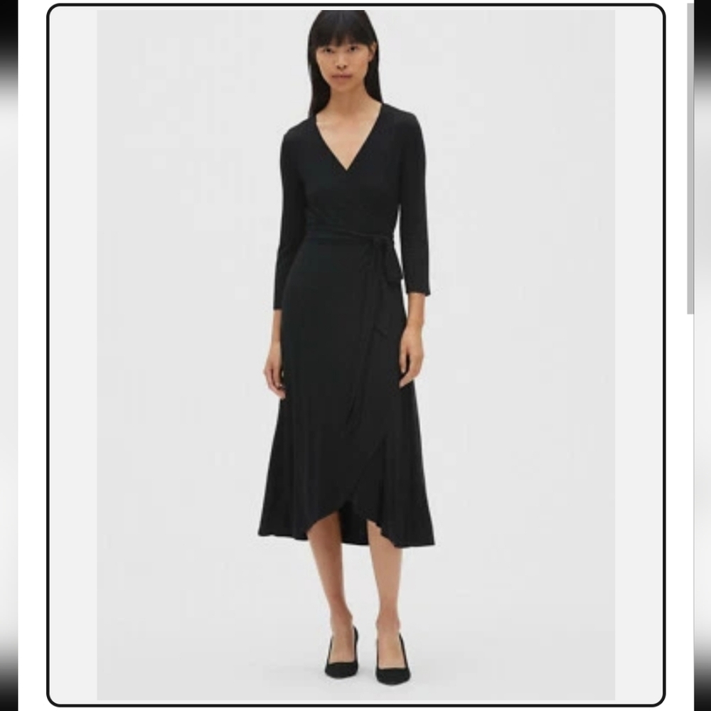 GAP - Elegant Black V-Neck Knit Midi Wrap Dress - Size M